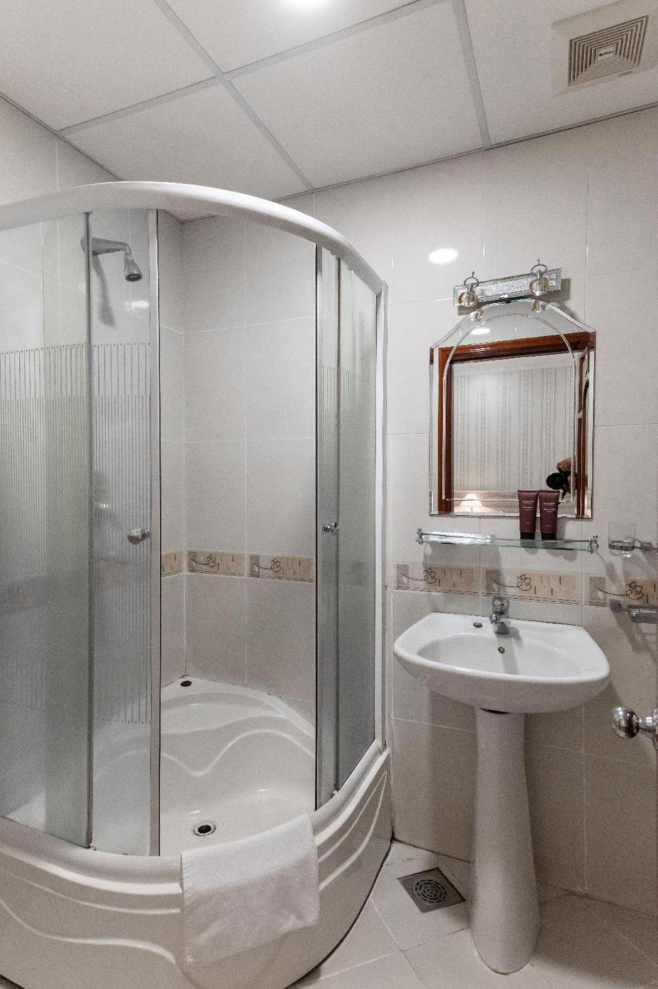 הו צ'י מין סיטי Ben Thanh Station Hotel מראה חיצוני תמונה